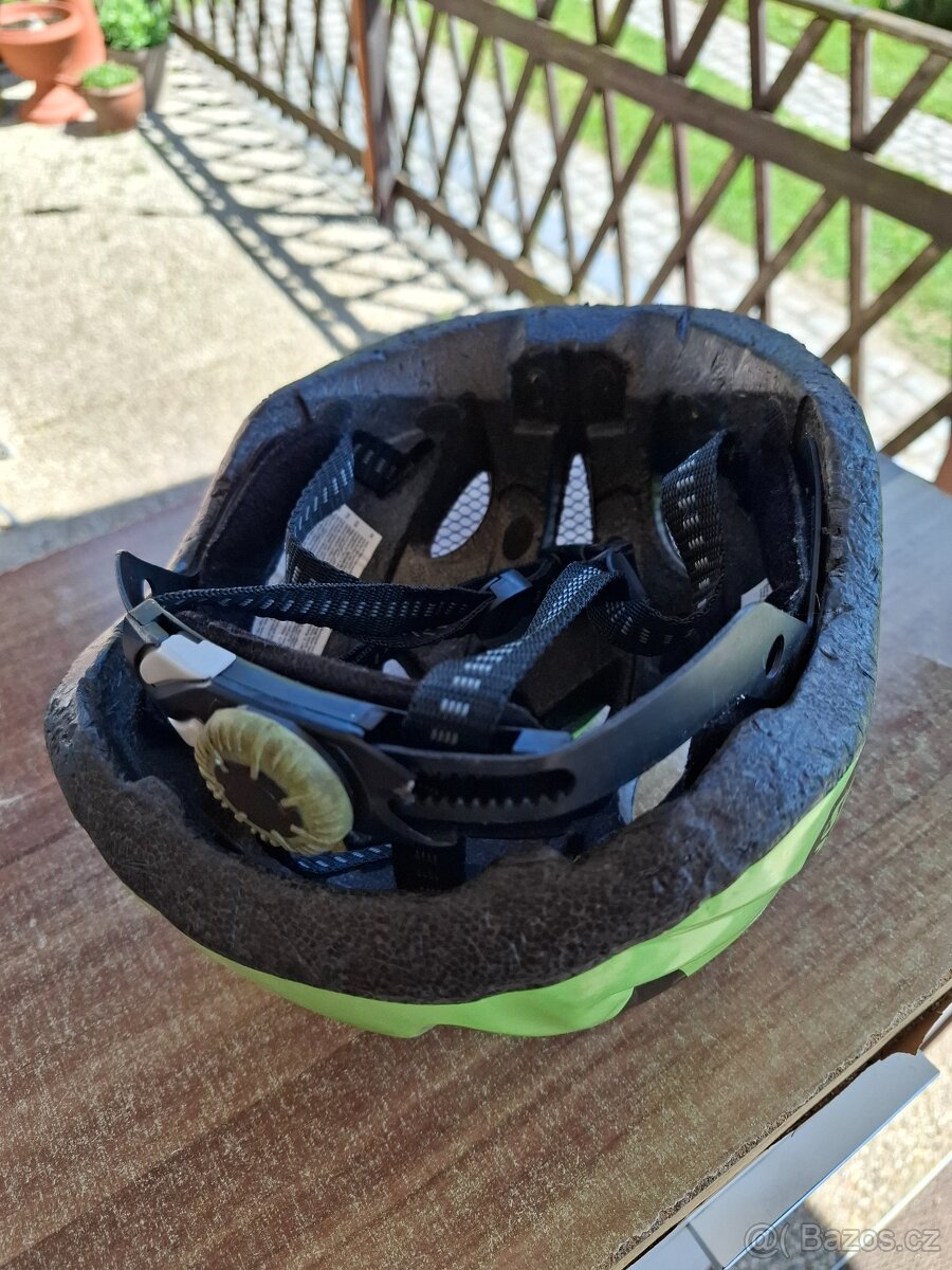 Dívčí cyklistická přilba - 2