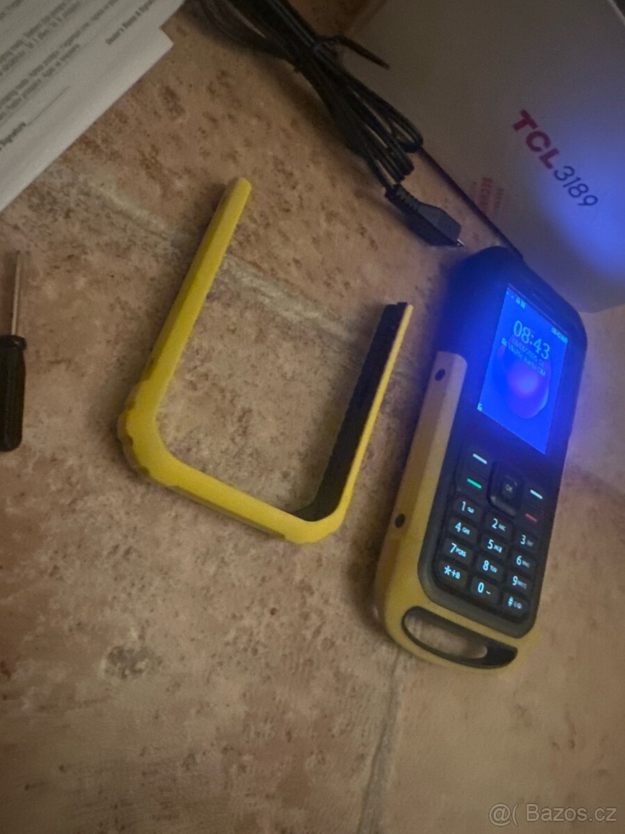 TCL 3189 "žlutý" 📞 - 2