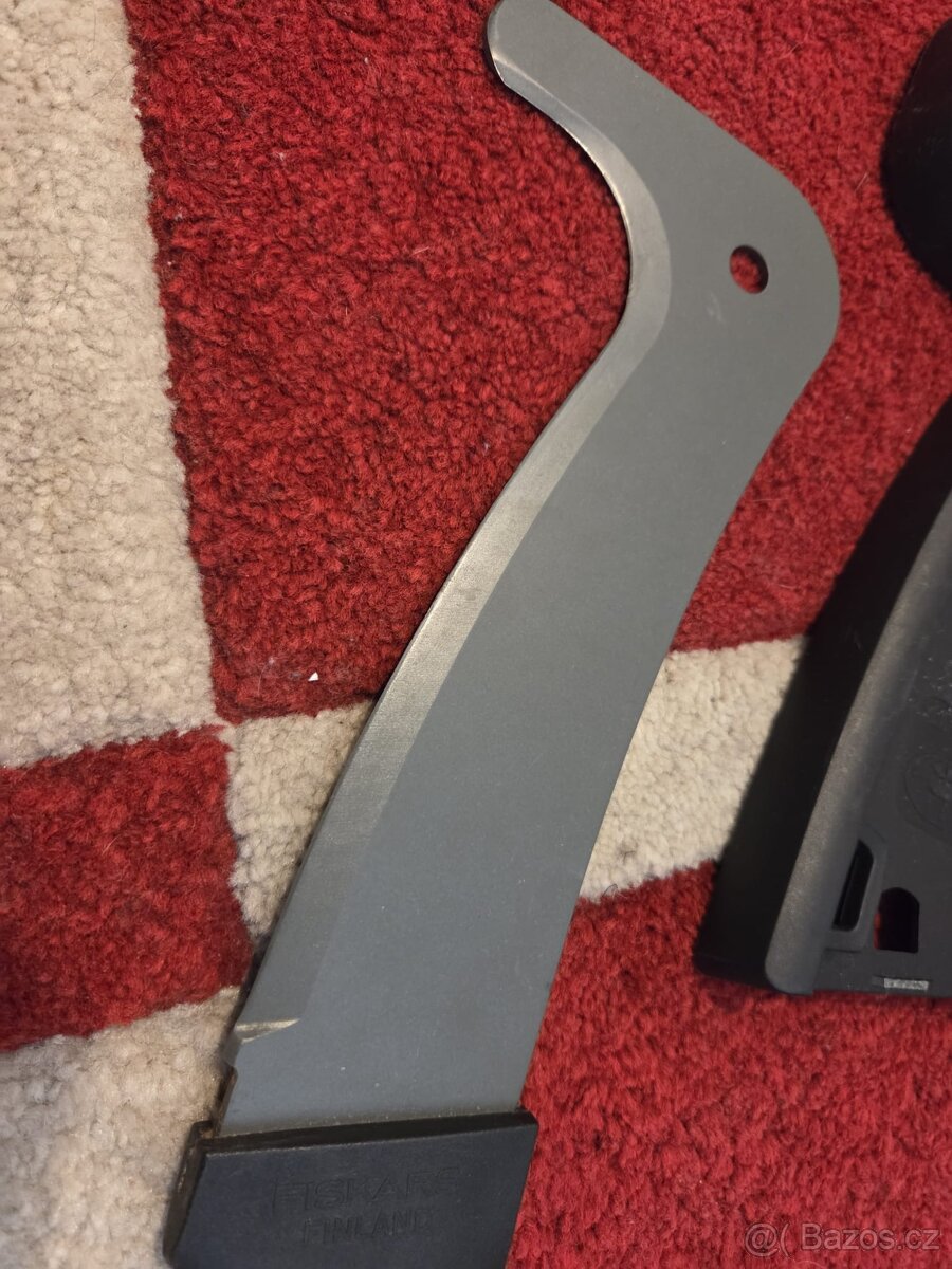 Mačeta Fiskars WoodXpert XA3 - 2