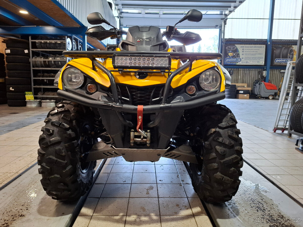 CAN-AM 570L Max - 6800km - 2016 - podvozek FOX - po servisu
