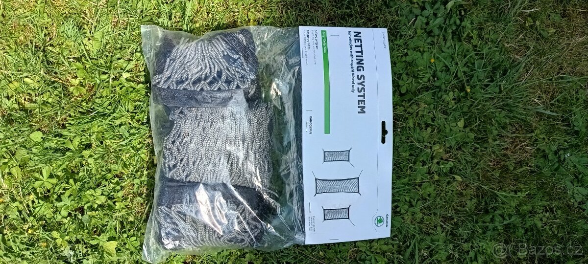 NOVÉ Síťový program Škoda Karoq šedý - 2