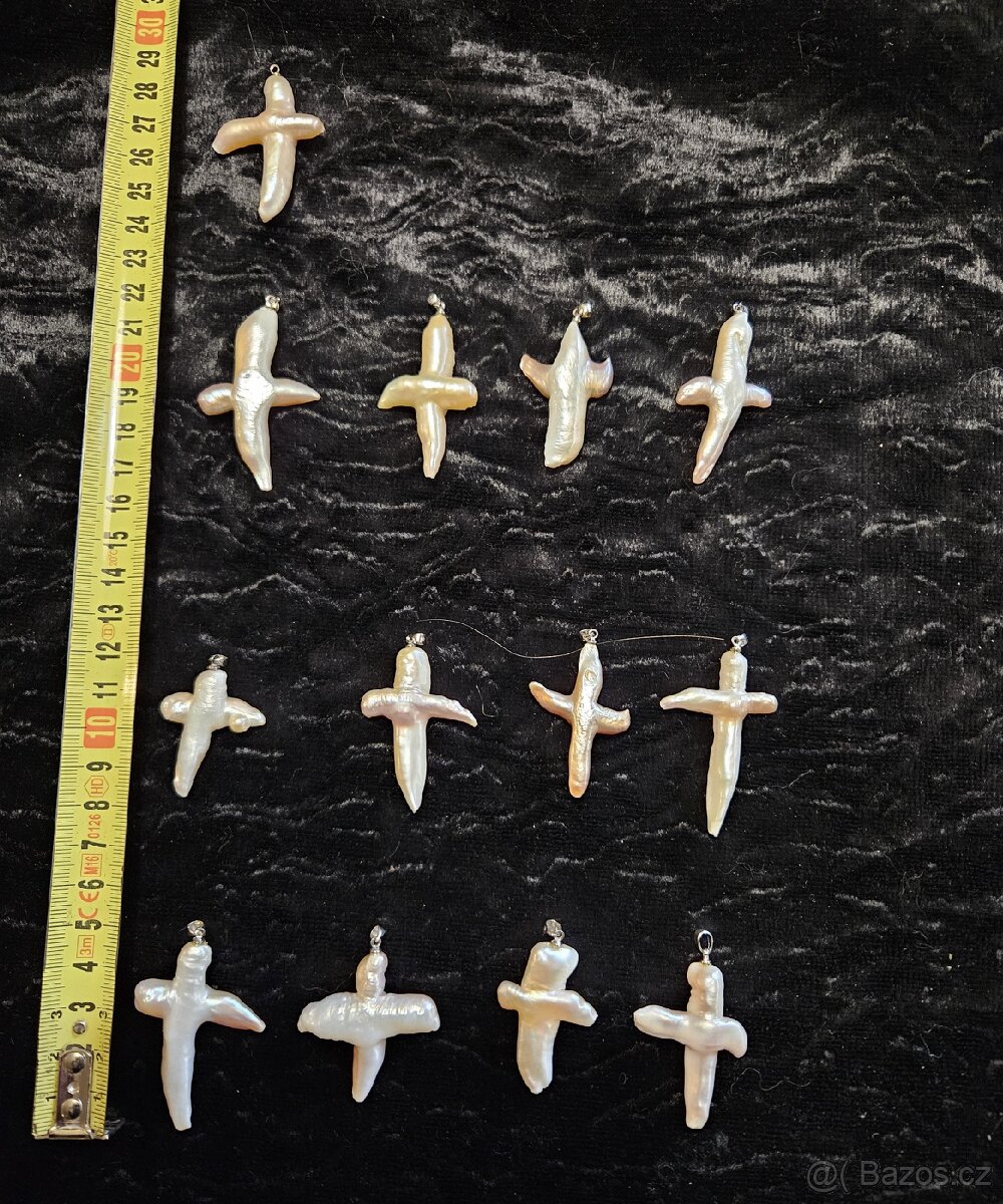 Perlové kříže - 2