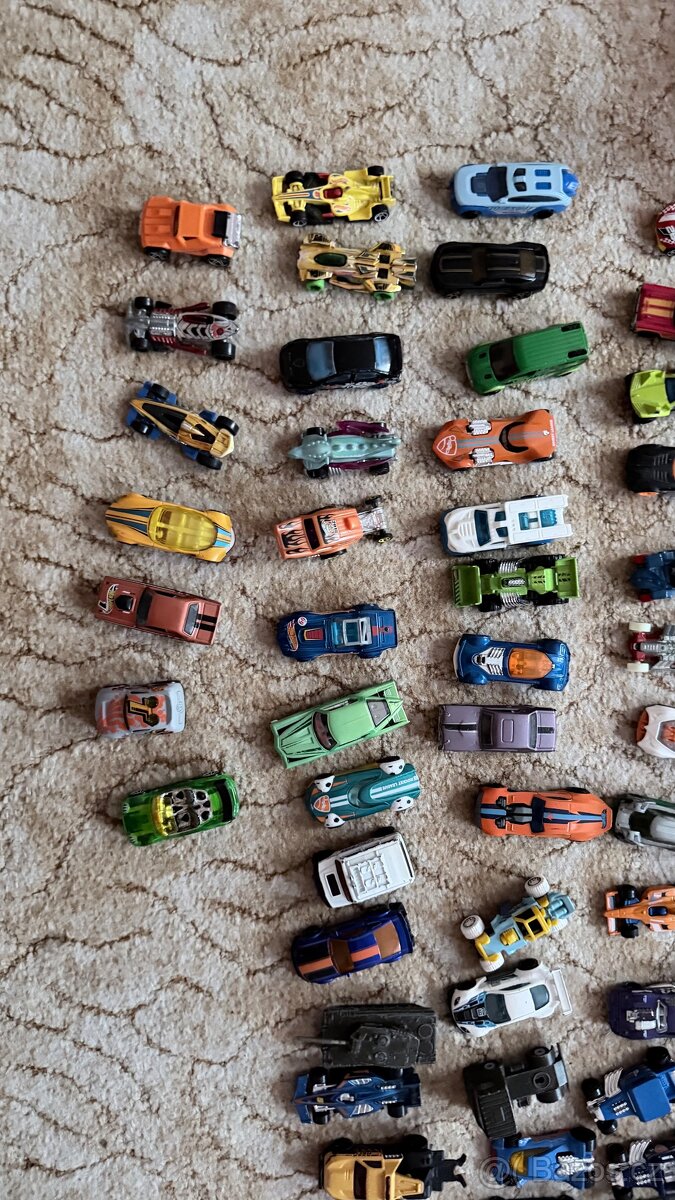 Auta , Dráha - Hot wheels - 2