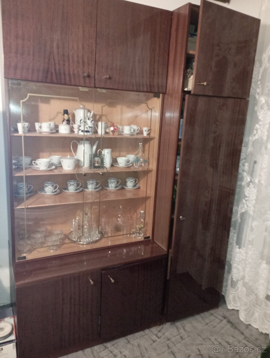 Obývací stěna za odvoz - 2