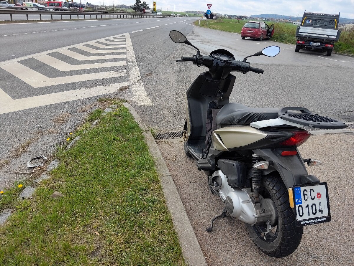 Piaggio New Typhoon 125 - 2