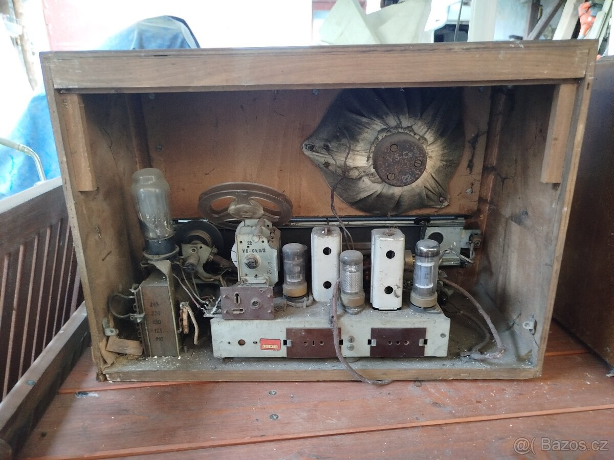 Staré stolní rádio 2. - 2