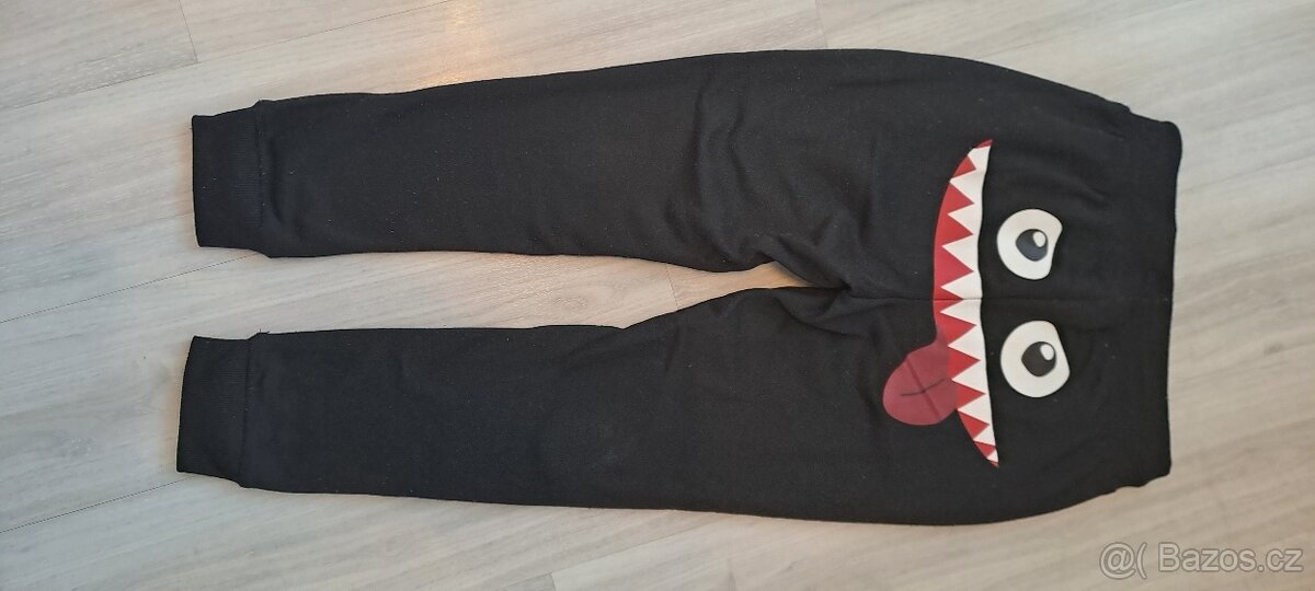 Tepláky Takko vel. 128 - 2