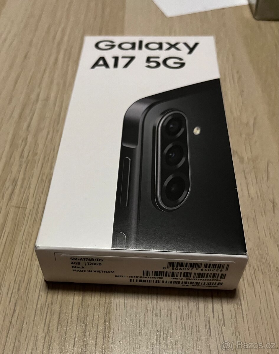 Samsung Galaxy A 17 - 5 G - černý - 2