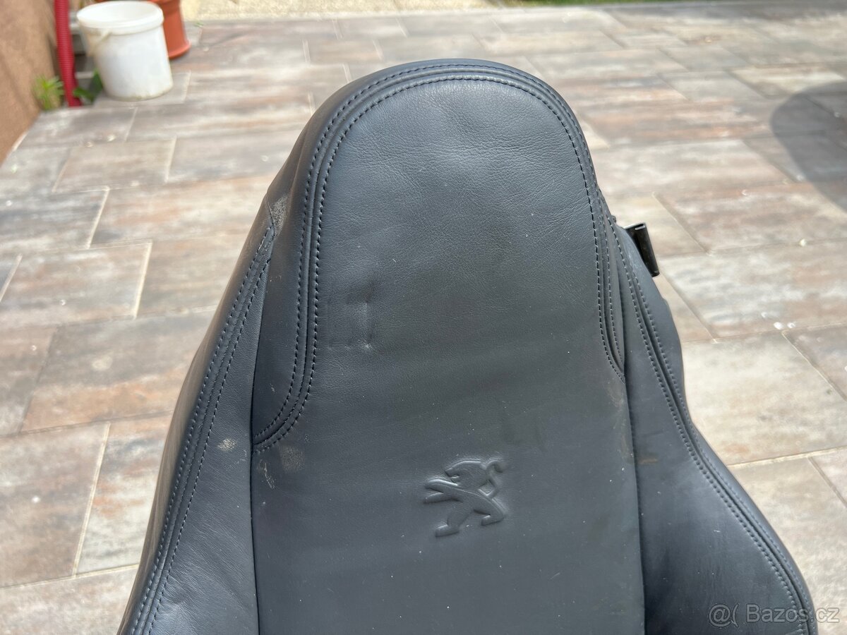 Peugeot RCZ kožené potahy levá sedačka - 2