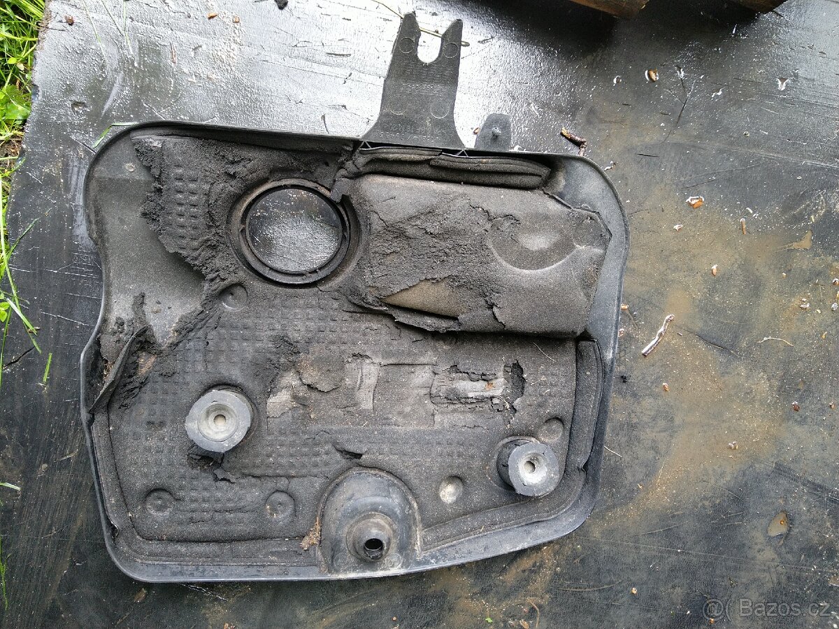 Kryt motoru Ford Galaxy TDI - 2