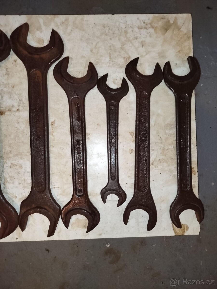 Klíče- TONA 8 ks - 2