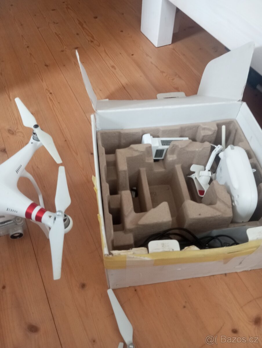 Dron DJI Phantom 3 standard - 2