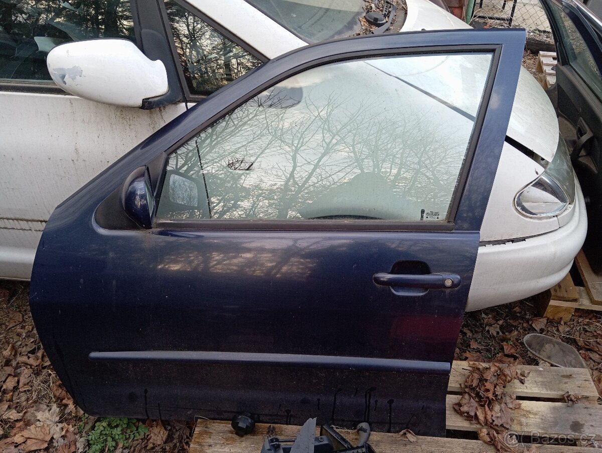 Vw polo světlomety, dveře, blinkry - 2
