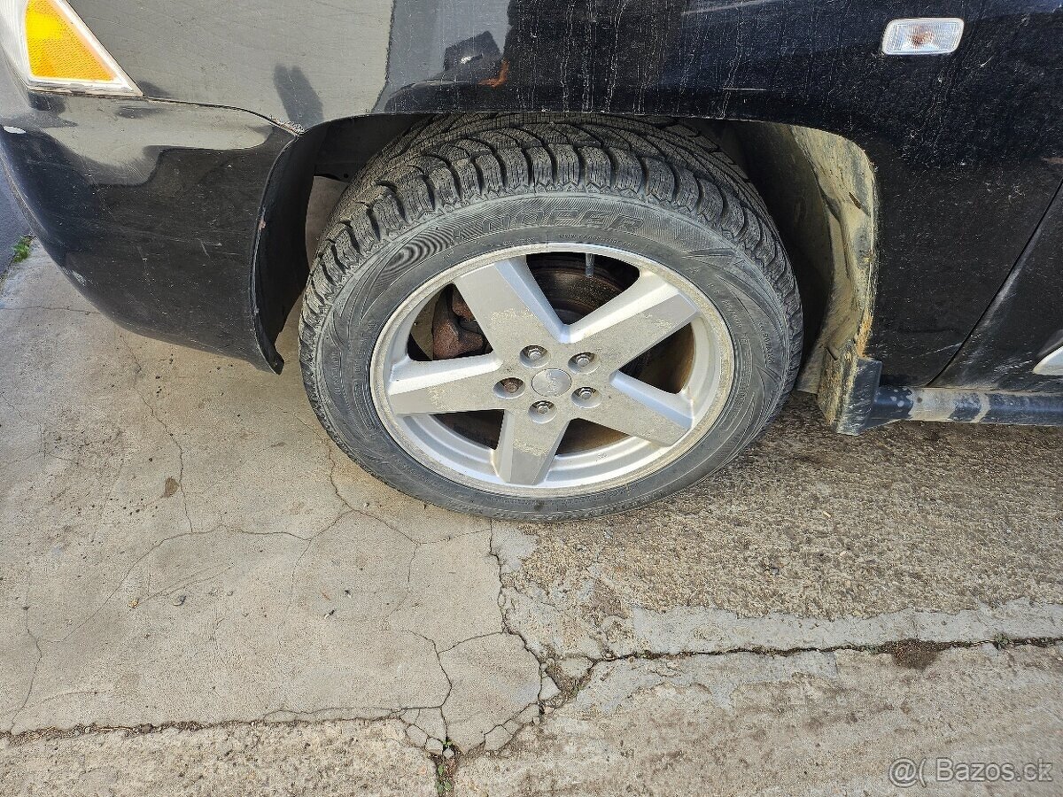 Rozprodam na dily ... Jeep compass 2.4 - 2