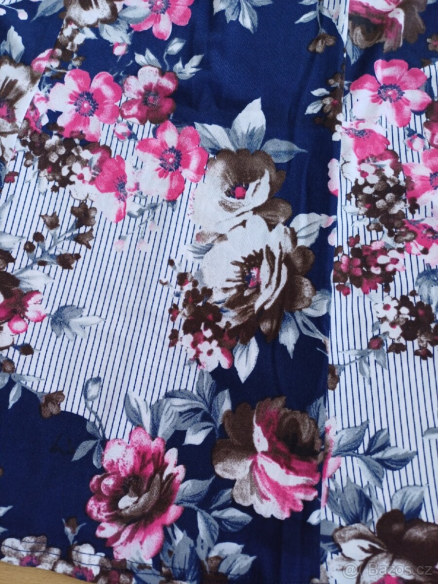 Nová sukně vel.50 - 2