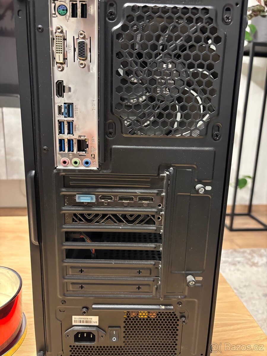 Herní PC setup - 2