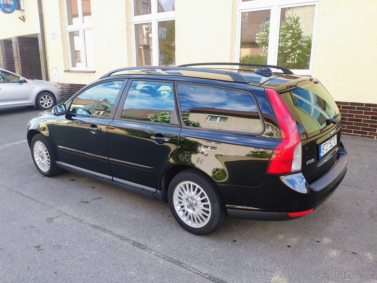 PĚKNÉ Volvo V50 1.6D Combi, TOP CENA - 2