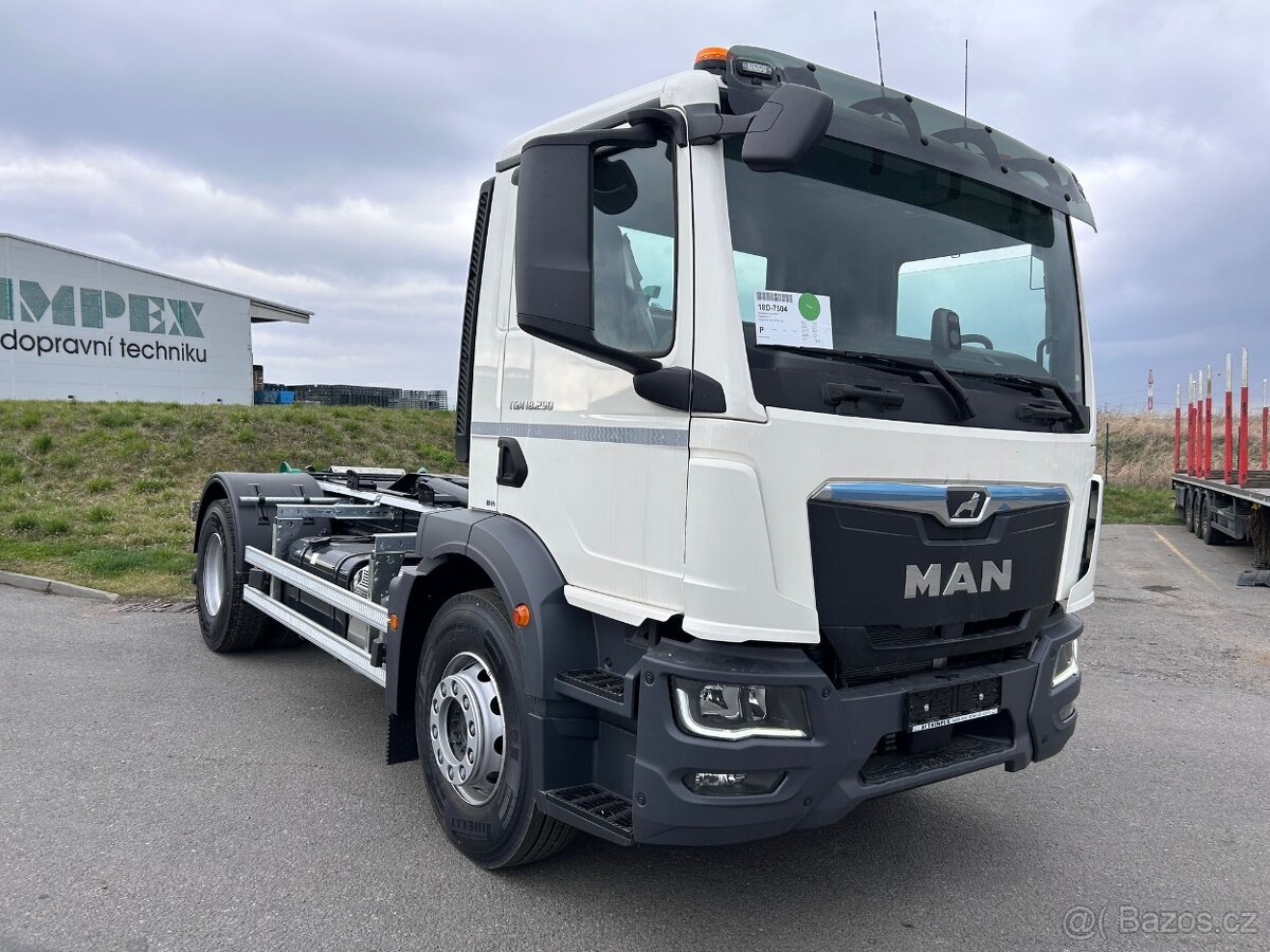 MAN TGM 18.290 4x2 BL + hákový nosič kontejnerů Technocar - 2