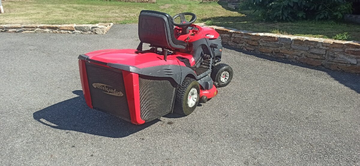 Zahradní traktor - 2