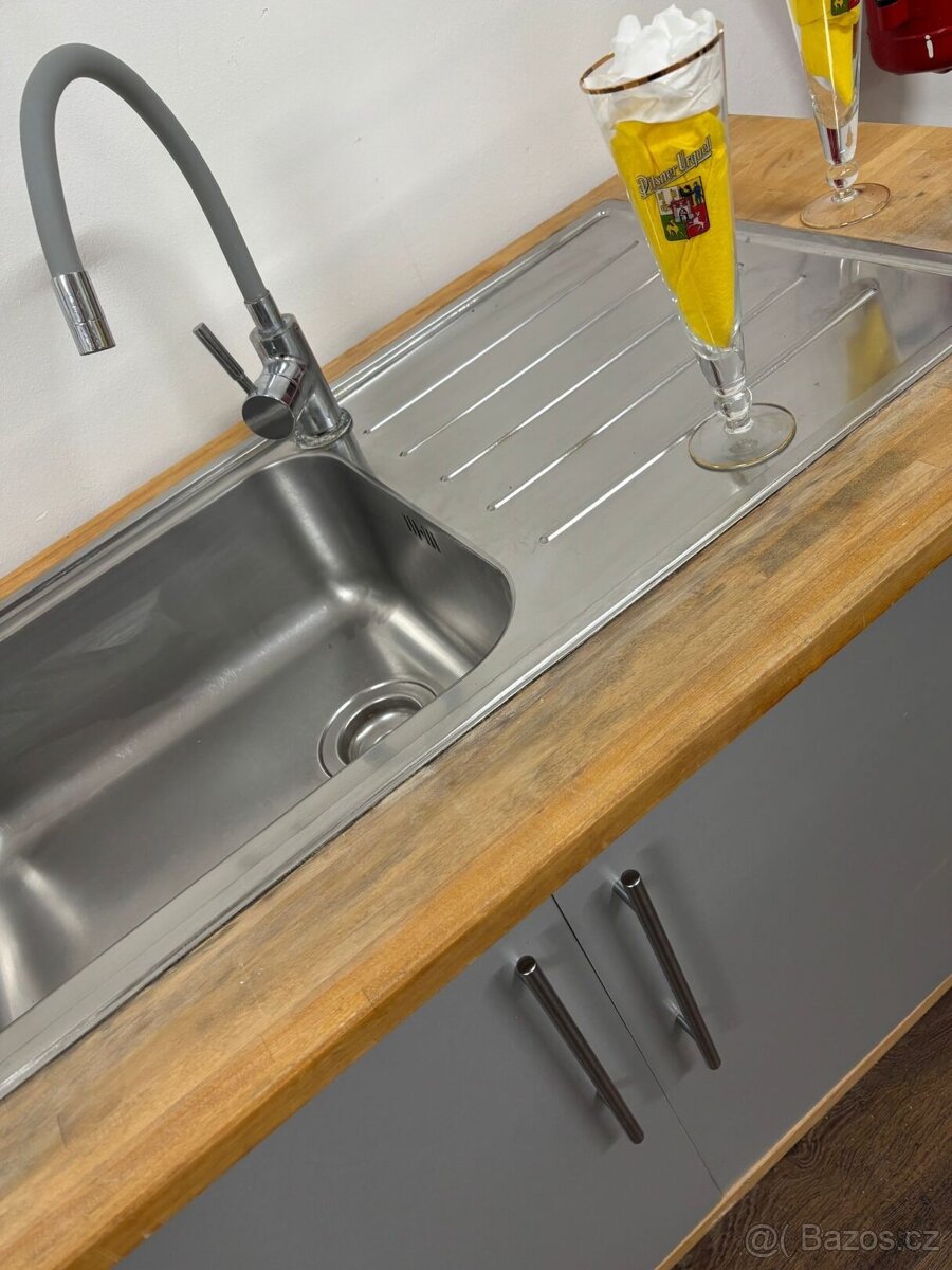 Moderní kuchyně GÁBINKA - 2