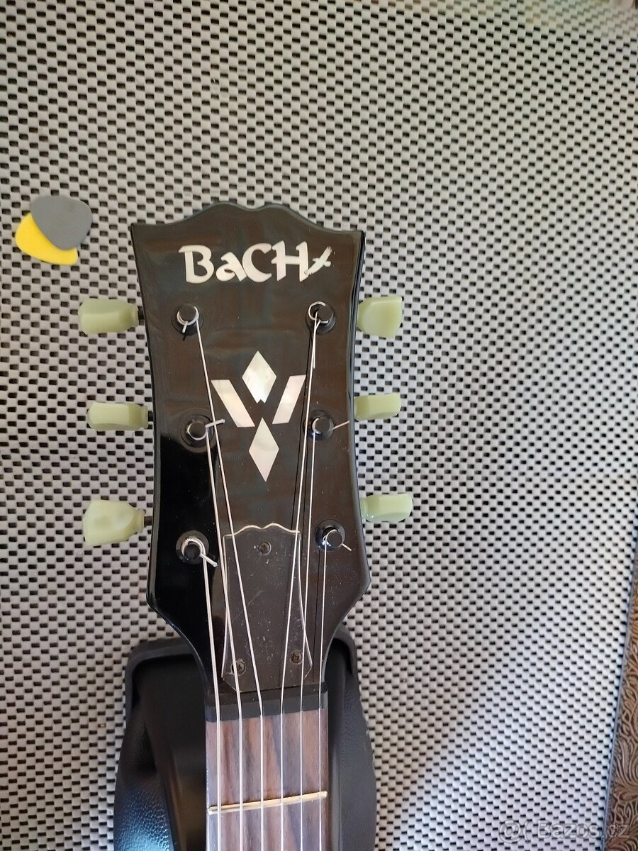 Bach LP minimalization black - 2