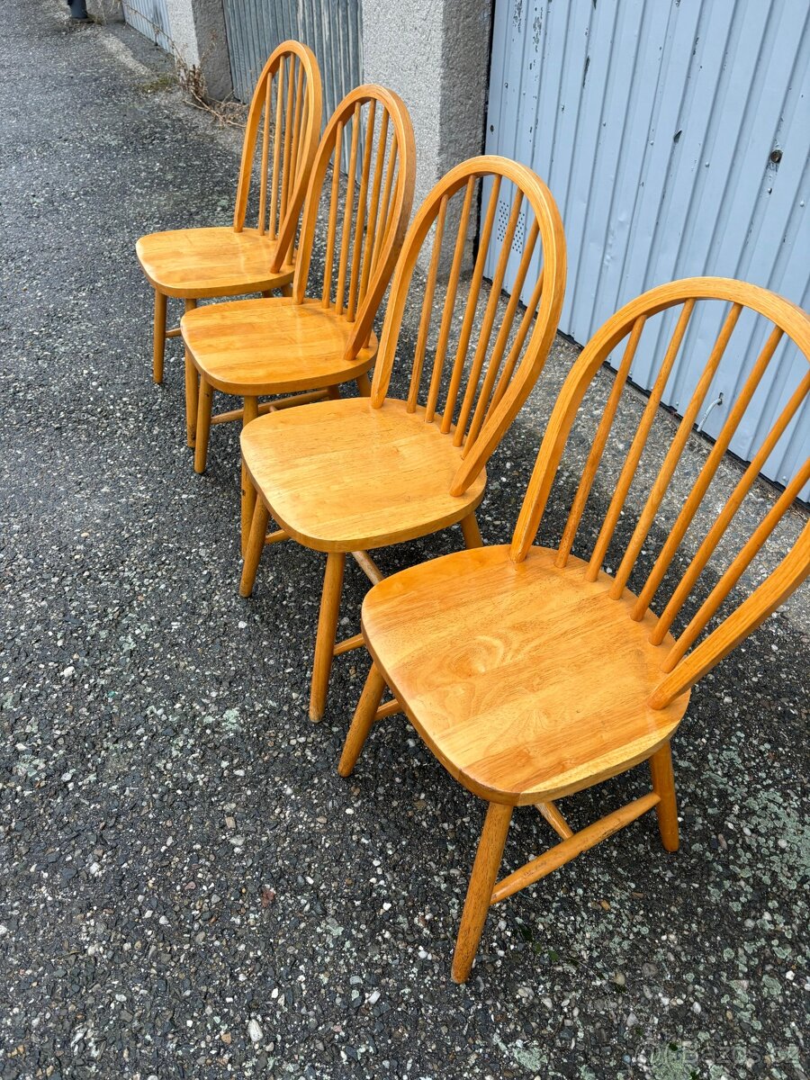 Dřevěné židle - 2