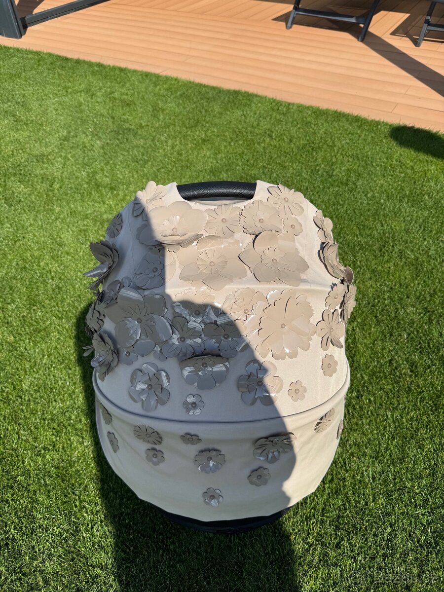 Hluboká korba Cybex Priam Simply flowers 2024 - 2