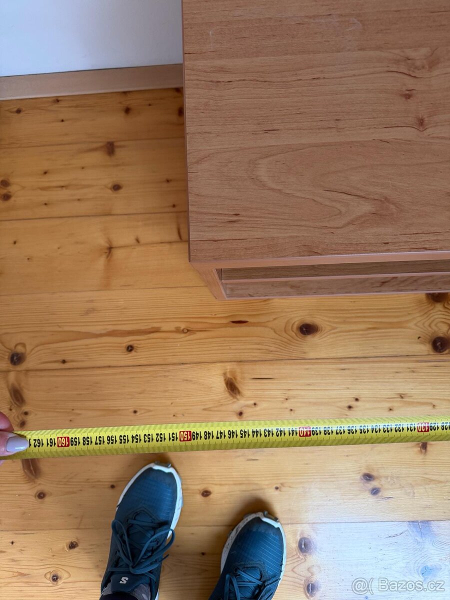 Rohový TV stolek - 2