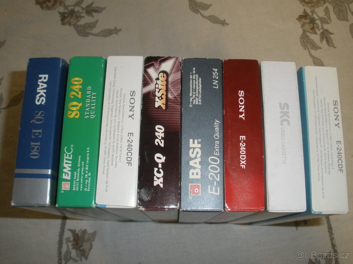 VHS videokazety (8 ks) - 2