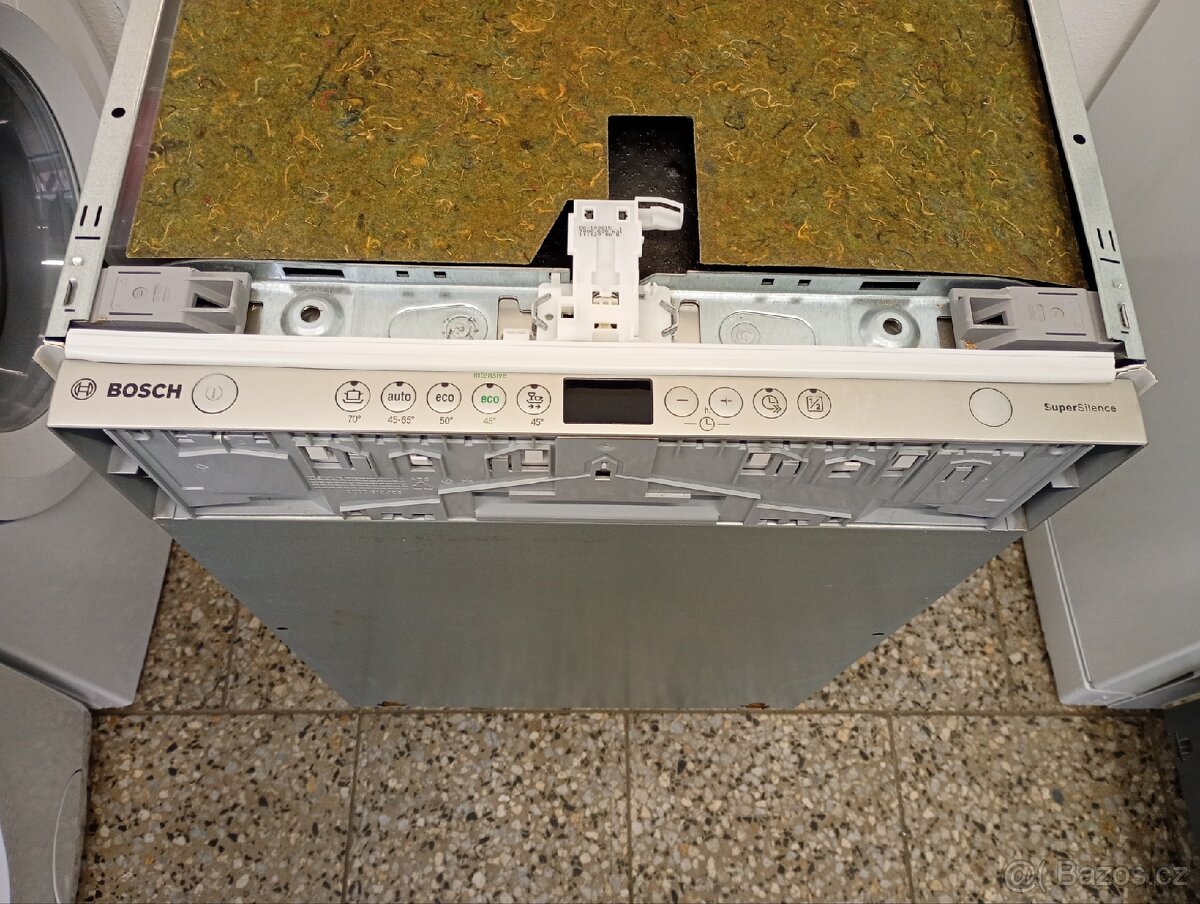 Myčka nádobí Bosch integrovaná - 2