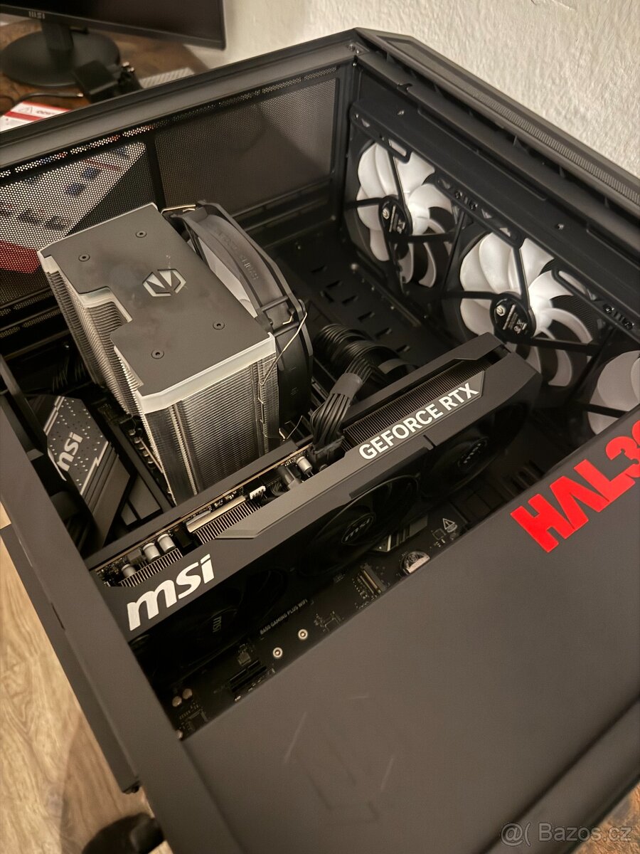 Herní PC - AMD Ryzen 7 7800X3D a RTX 5070Ti + Monitor zdarma - 2