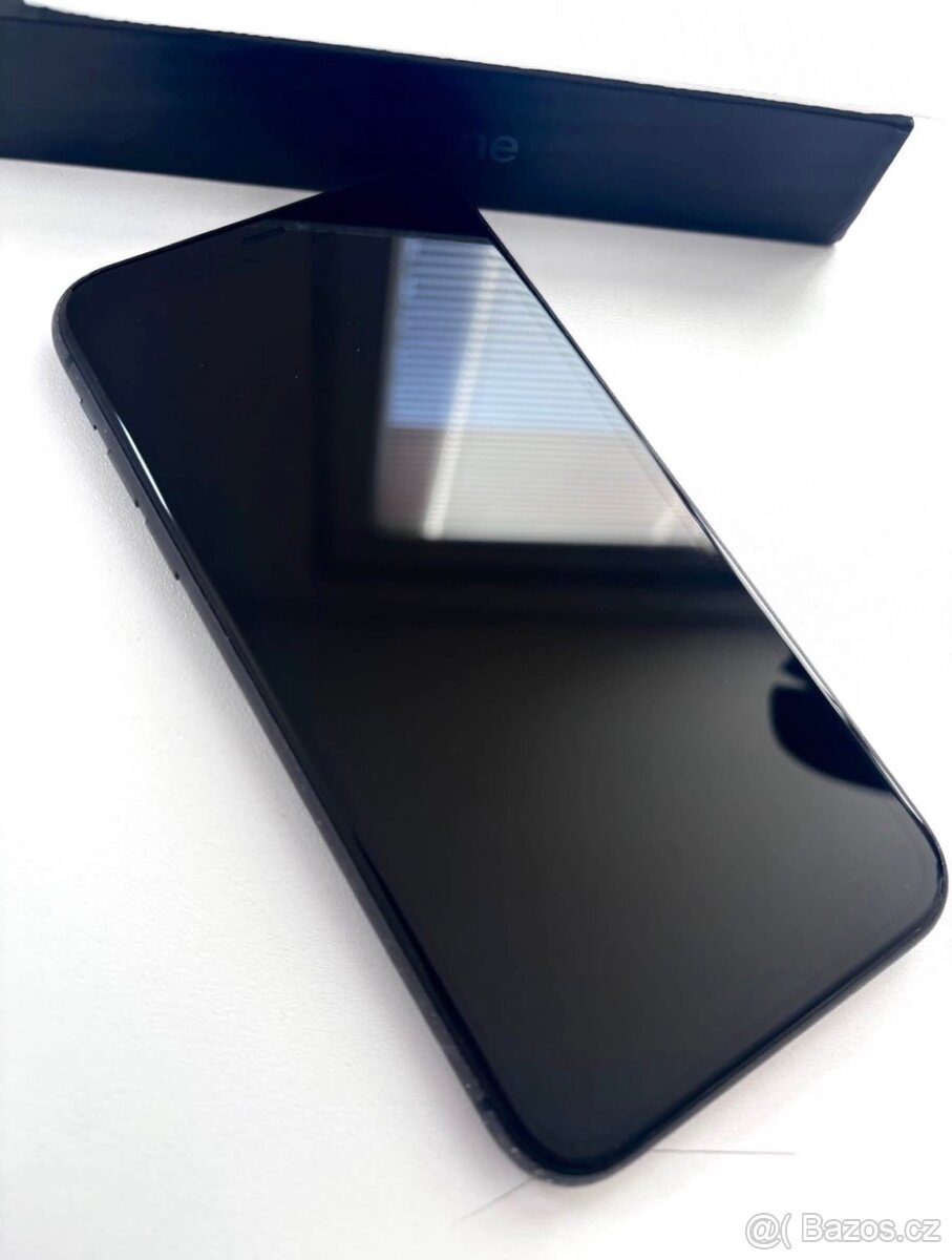 iPhone 11 64gb černý - 2