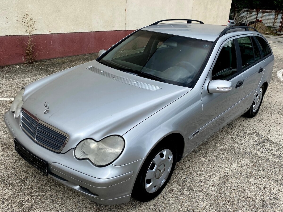 MERCEDES C W203 CÉČKO DÍLY - 2