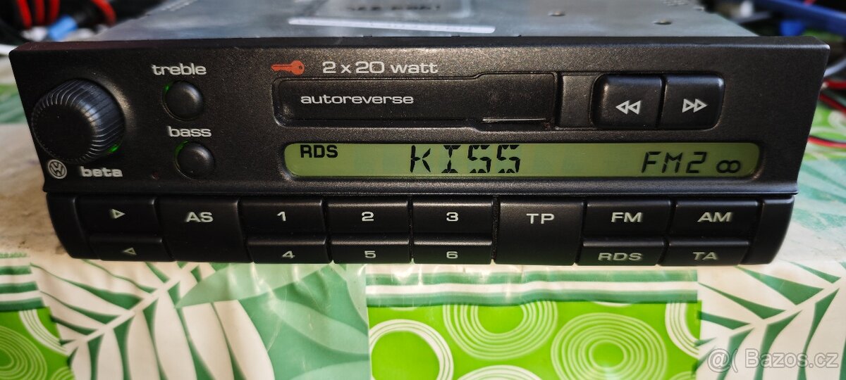 Originální autorádio VW BETA 4 zelený - 2