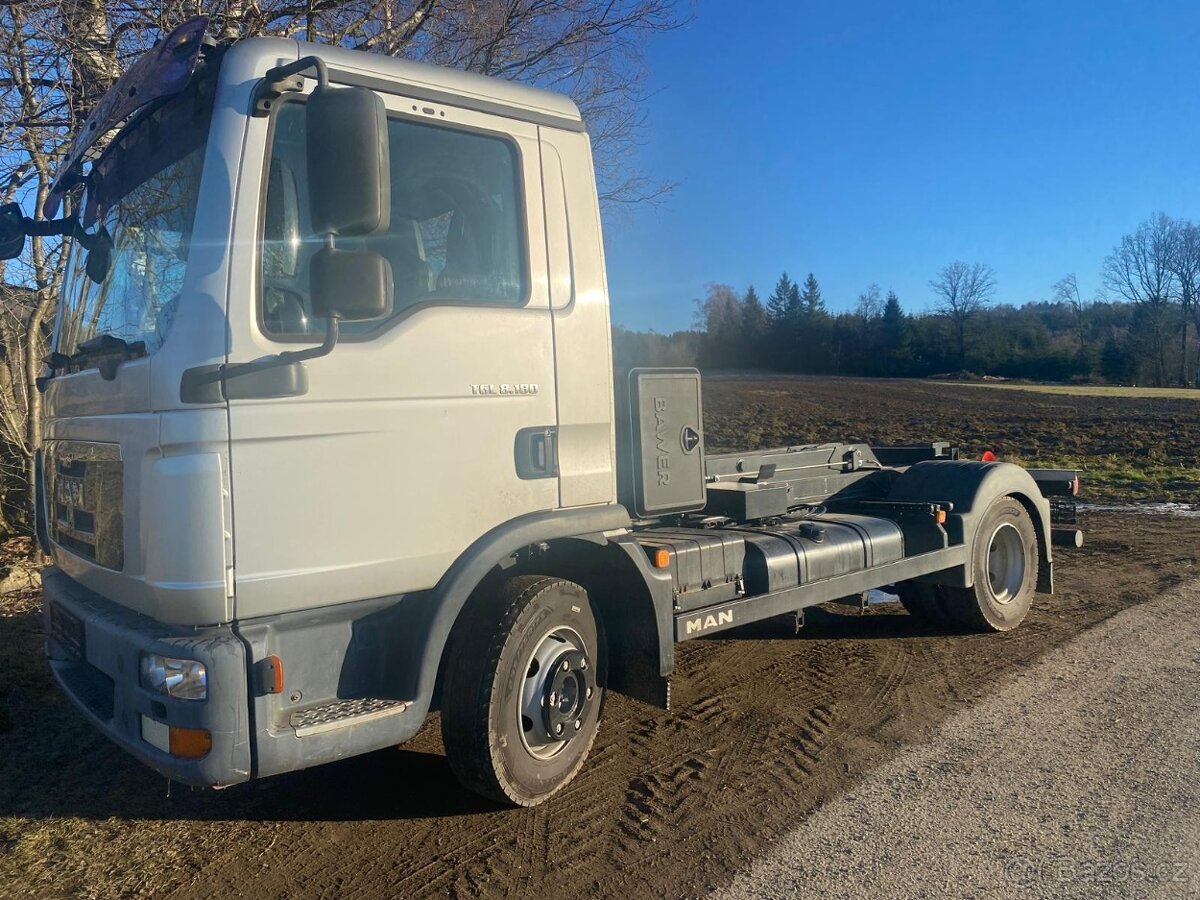 Hákový nosič kontejnerů - 2