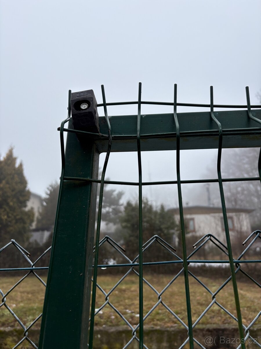 Zahradní kovová branka 3D - 2