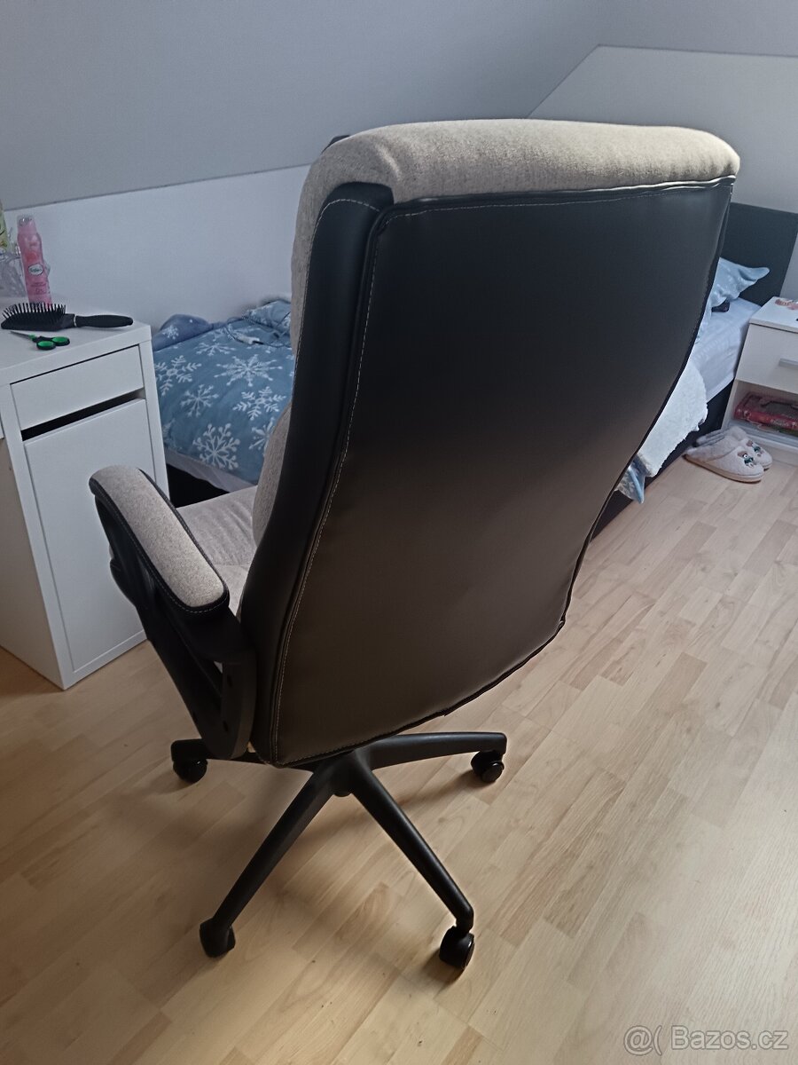 Kancelářská židle Jysk - 2