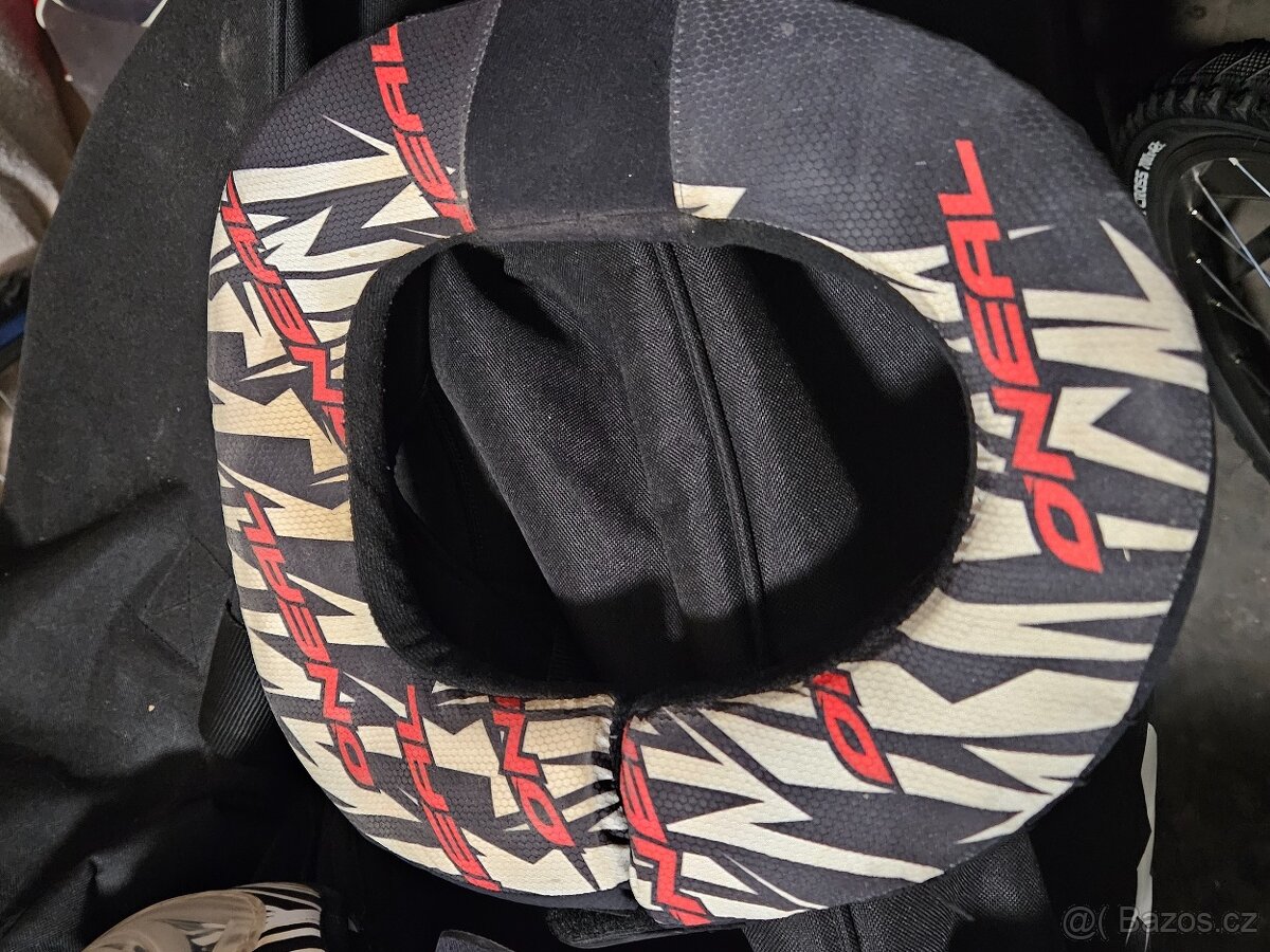 Vesta,nákrčník,chránič kolen - 2