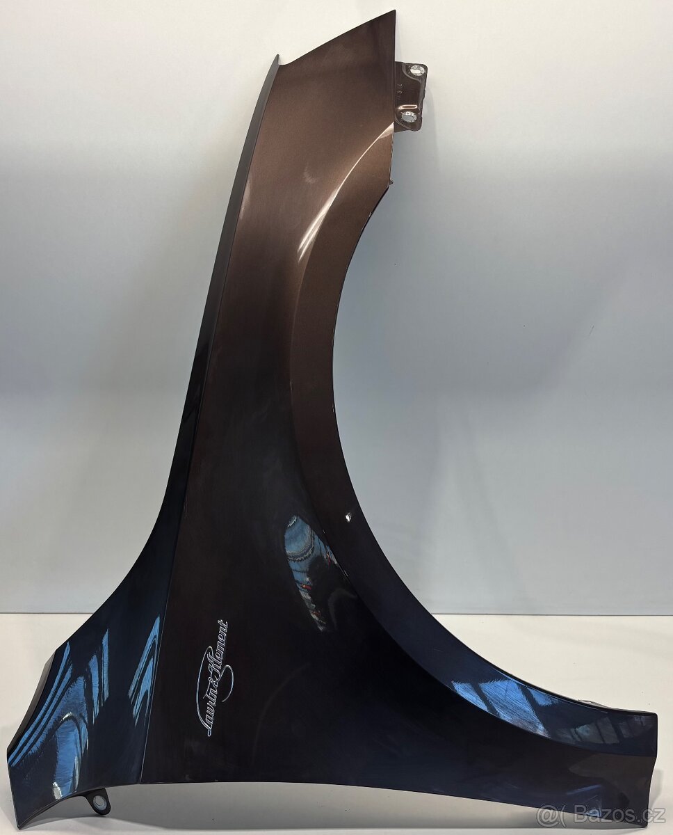 Pravý přední blatník Škoda - 2