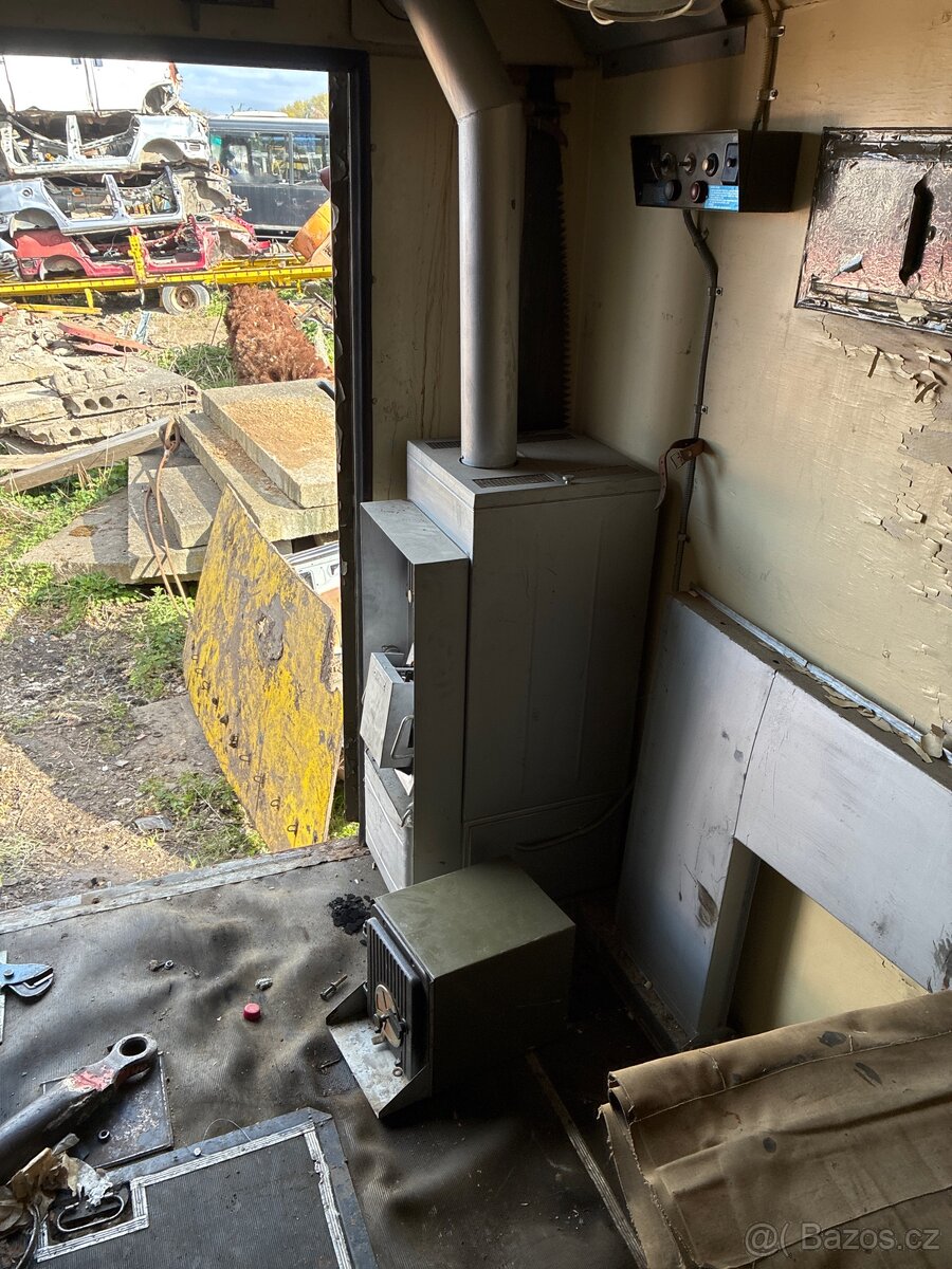 Kamínka Praga V3s - 2