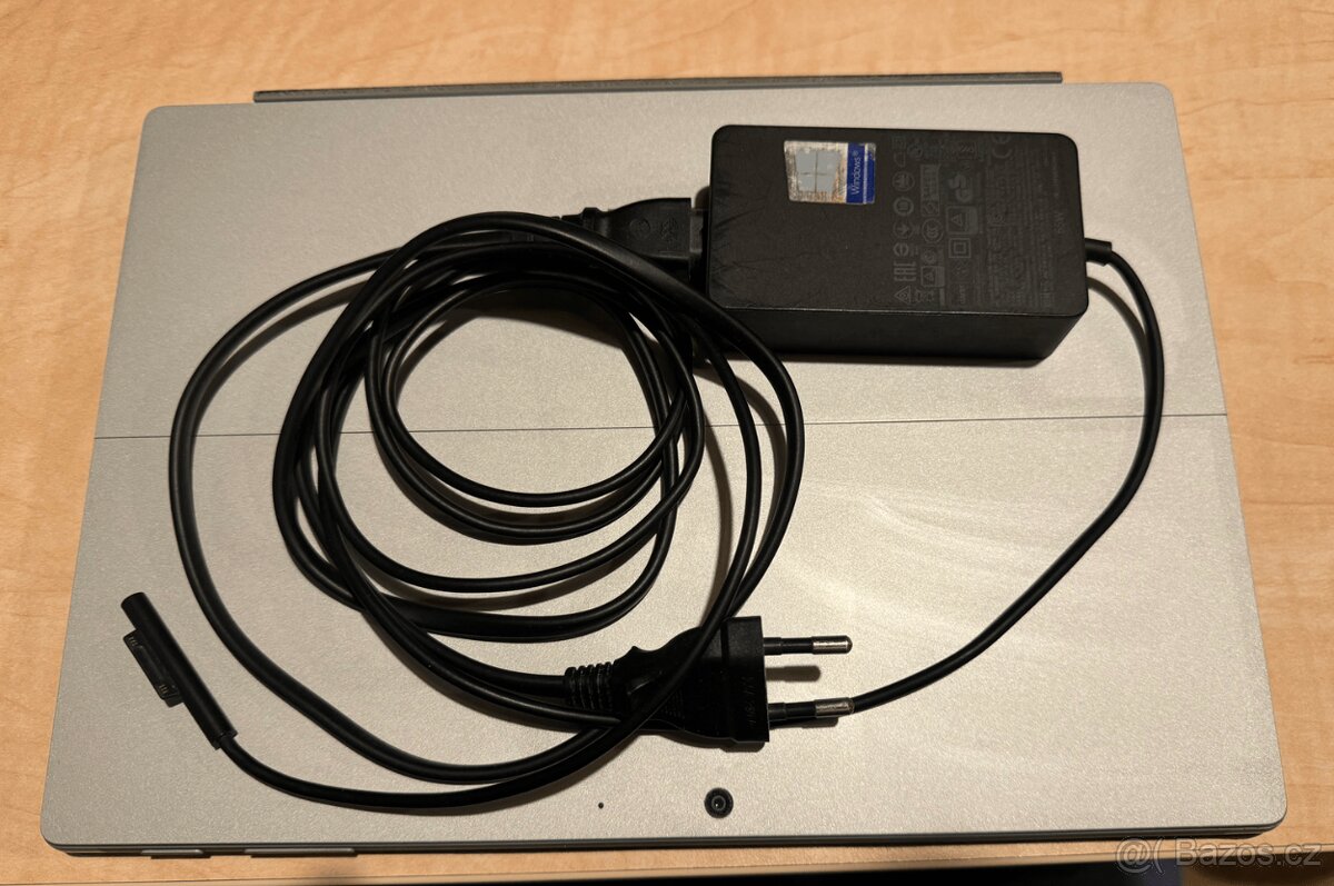 Surface Pro 7 - 2