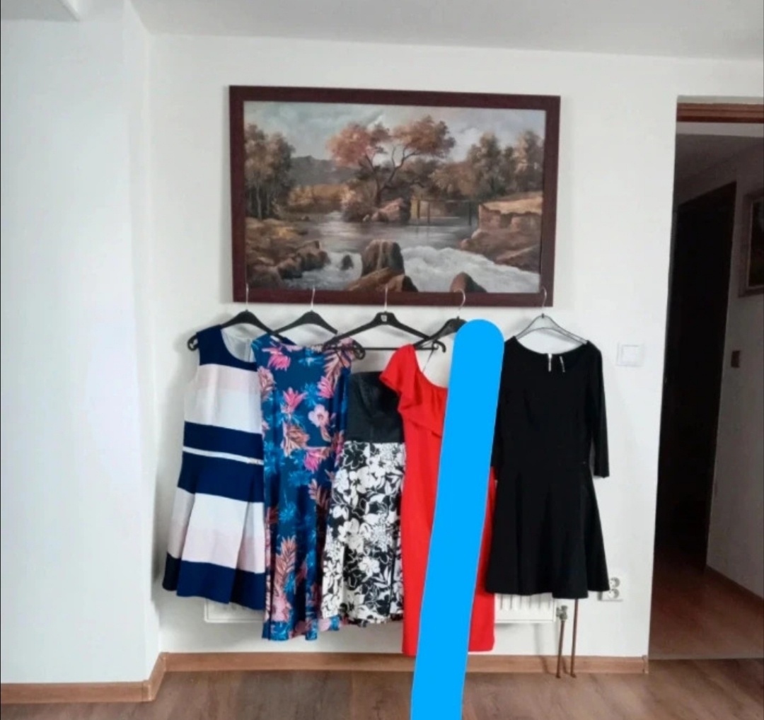 Různé šaty - 2