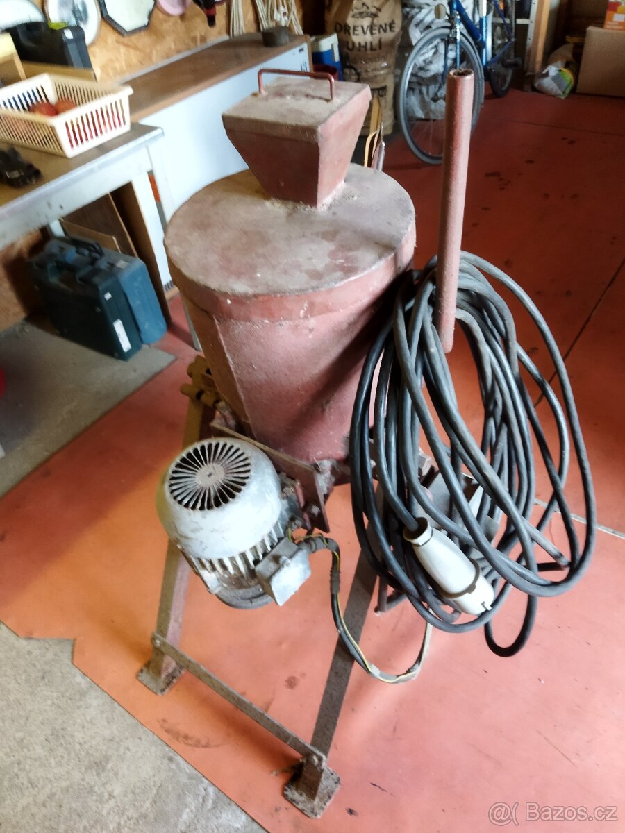 Šrotovnik na obili - 2