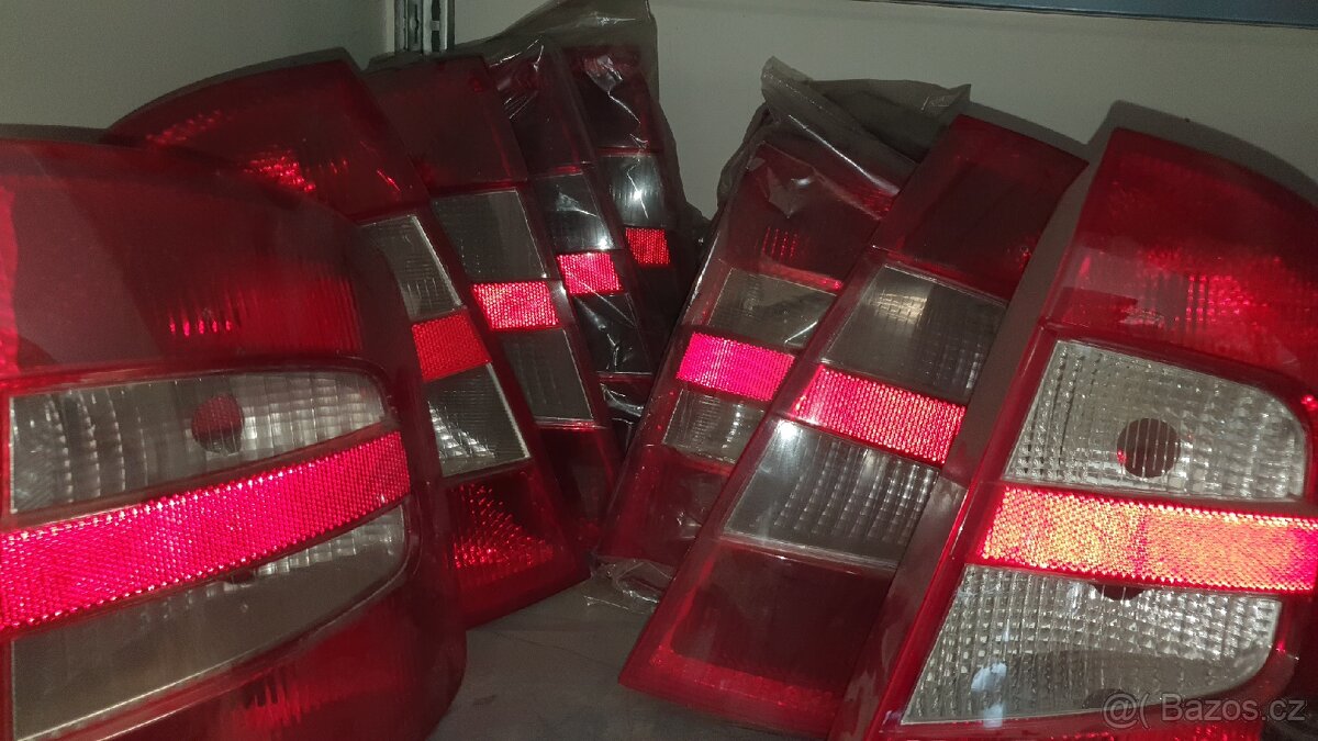 Škoda světla fabia, octavia a další - 2