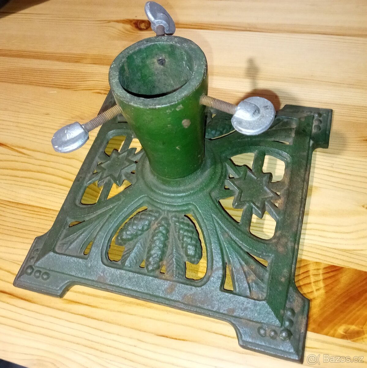 Prodám starožitný litinový stojánek na stromeček - 2