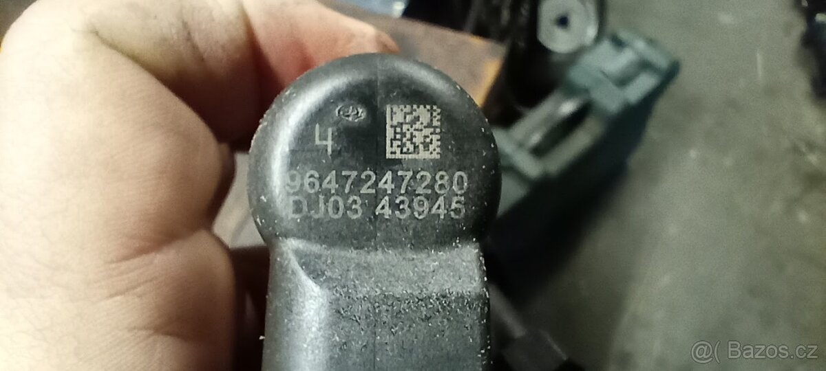 Peugeot 407 2.0Hdi vstřikovače 9647247280 - 2