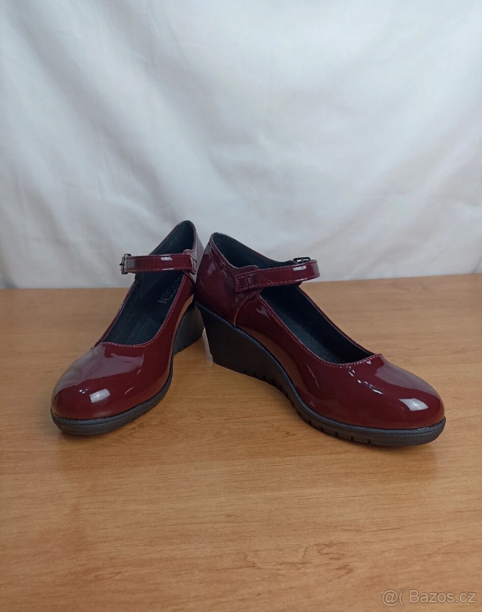 Lodičky vínové - 2