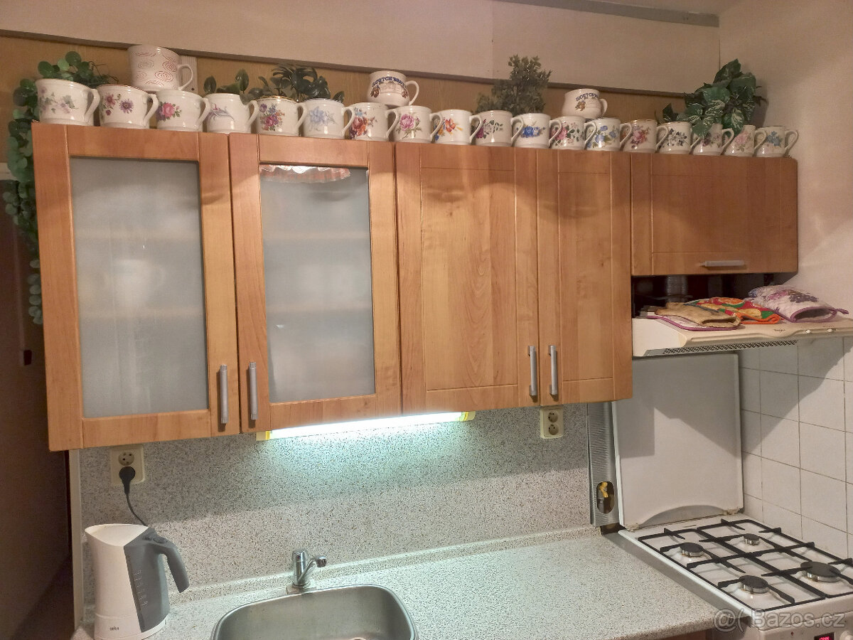 Kuchyňská linka odstín olše se spotřebiči nebo bez - 2