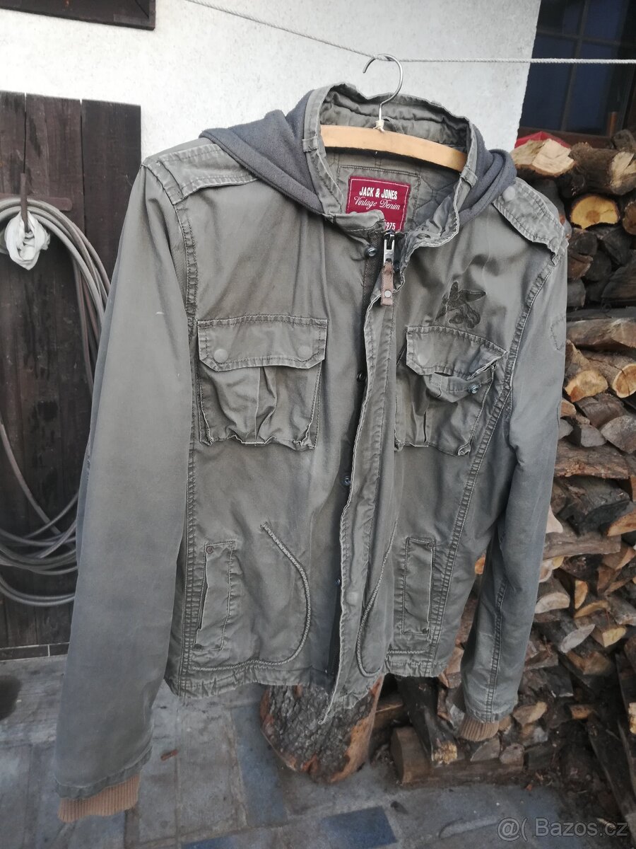 Podzim-zima bunda značky Jack and Jones vel. XL - 2