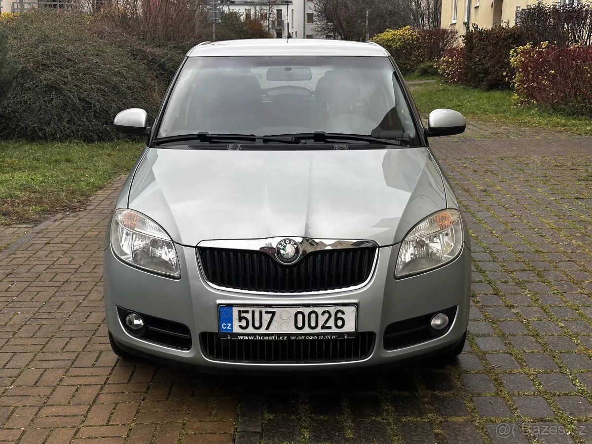 Škoda Fabia II 1.2 12V 44kW Klima ALU R16 1. majitel 2009 - 2